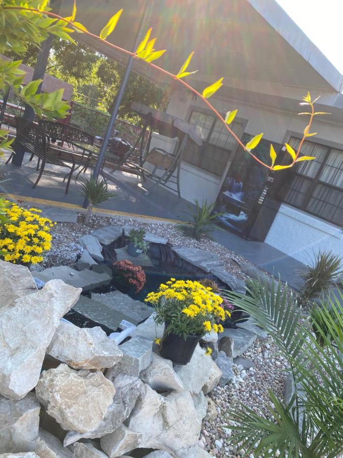 Madill Inn Exterior photo